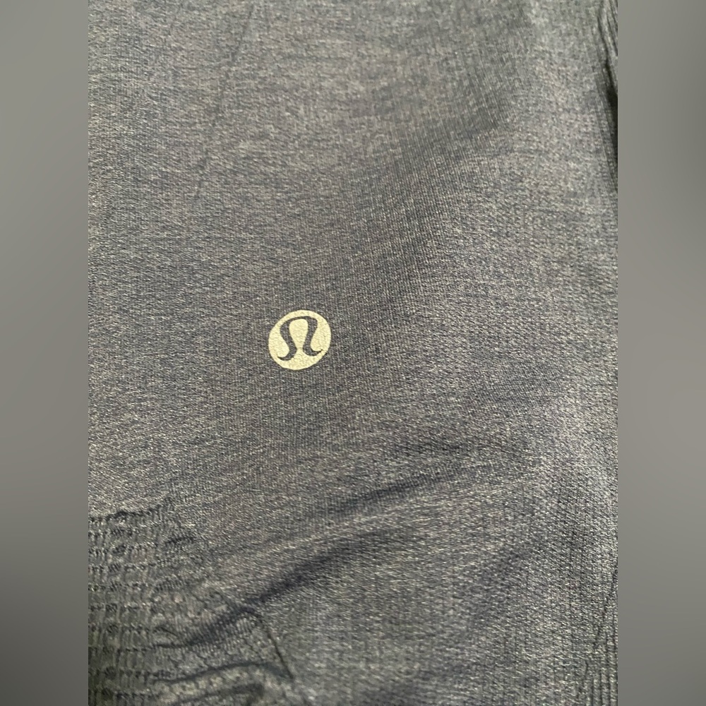 Lululemon Navy Blue Cropped Leggings - Picture 5 of 10